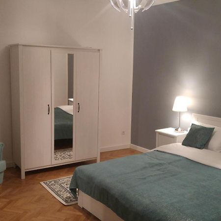 Apartment Bianco Central Sibiu Extérieur photo